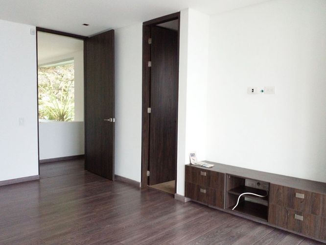 Casa de 5 alcobas en venta en Loma Del Chocho, Envigado, 540 m² · foto 15 de 20