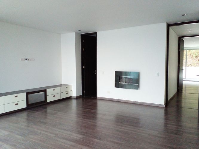 Casa de 5 alcobas en venta en Loma Del Chocho, Envigado, 540 m² · foto 10 de 20