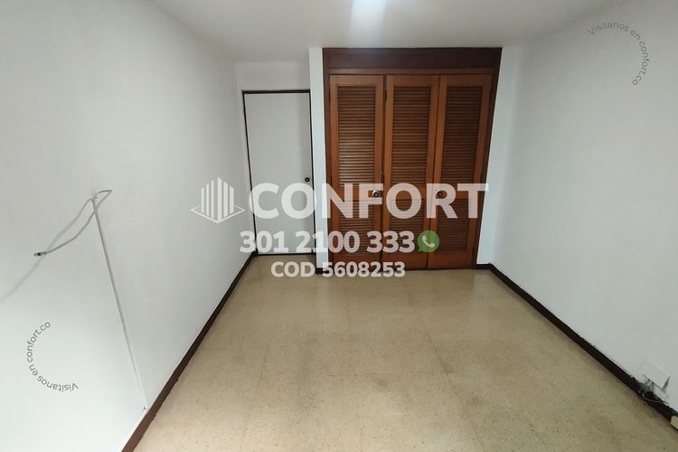 Apartamento de 3 alcobas en arriendo en Conquistadores, Medellín, 131 m² · foto 13 de 24