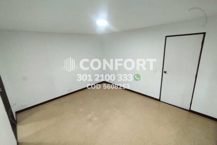 Apartamento de 3 alcobas en arriendo en Conquistadores, Medellín, 131 m² · foto 21 de 24