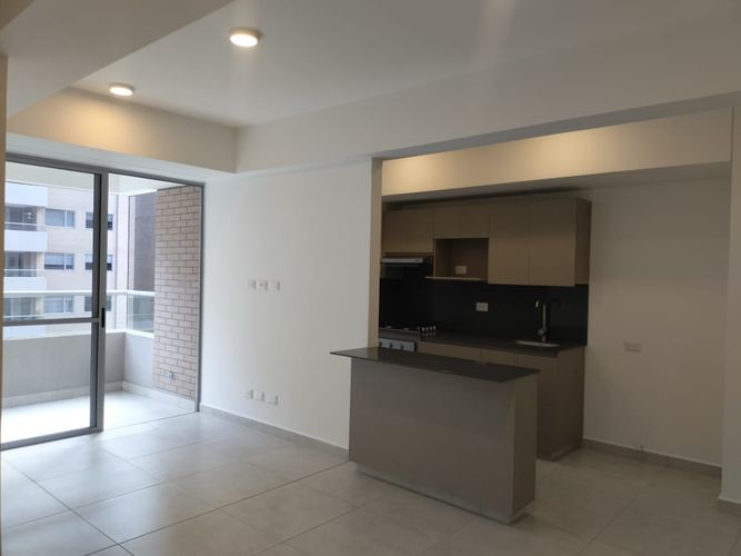 Apartamento de 3 alcobas en arriendo en Otraparte, Envigado, 74 m² · foto 2 de 18