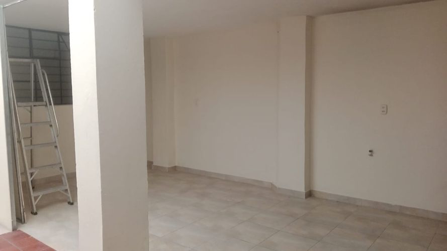 Casa de 6 alcobas en venta en Ricaurte, Ricaurte, 268 m² · foto 18 de 24