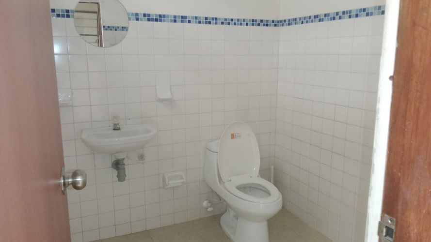 Casa de 6 alcobas en venta en Ricaurte, Ricaurte, 268 m² · foto 16 de 24