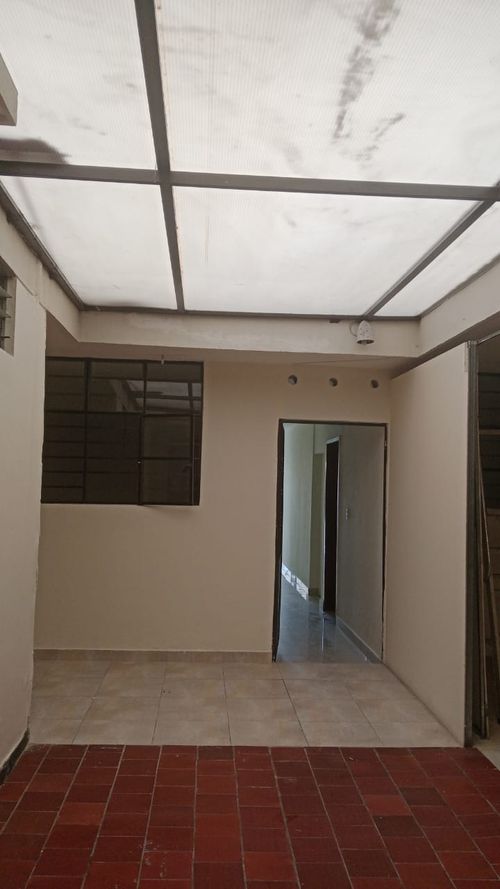 Casa de 6 alcobas en venta en Ricaurte, Ricaurte, 268 m² · foto 17 de 24