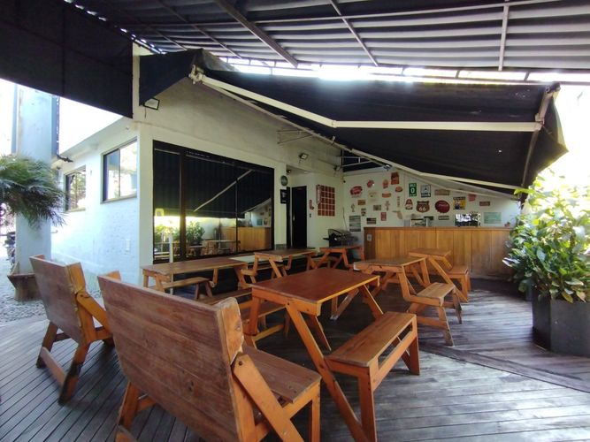 Casa de 7 alcobas en arriendo en Las Lomas, Medellín, 420 m² · foto 2 de 24