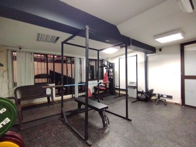 Casa de 7 alcobas en arriendo en Las Lomas, Medellín, 420 m² · foto 20 de 24