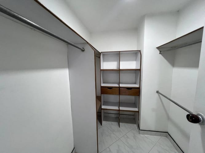 Apartamento de 3 alcobas en arriendo en Manila, Medellín, 96 m² · foto 9 de 16