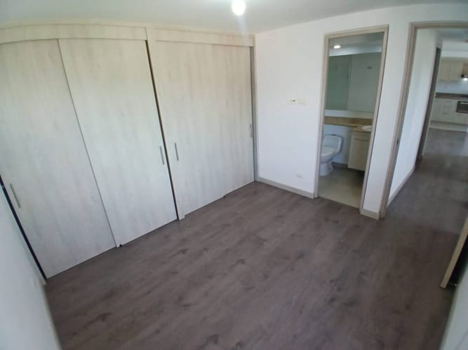 Apartamento de 3 alcobas en arriendo en Manila, Medellín, 96 m² · foto 11 de 16
