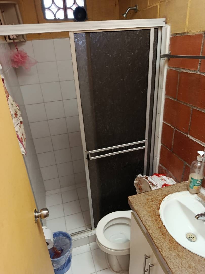 Casa en venta en La Linda, Manizales · foto 7 de 9