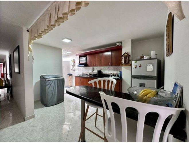 Casa de 4 alcobas en venta en San Diego, Medellín, 116 m² · foto 3 de 14
