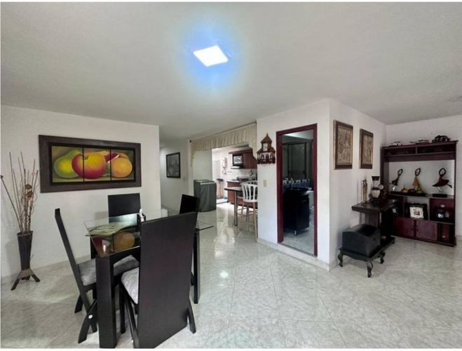 Casa de 4 alcobas en venta en San Diego, Medellín, 116 m² · foto 4 de 14