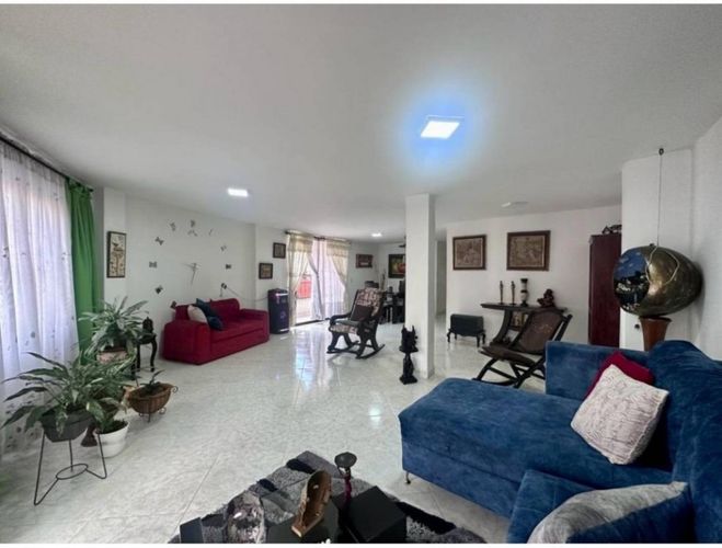 Casa de 4 alcobas en venta en San Diego, Medellín, 116 m² · foto 5 de 14
