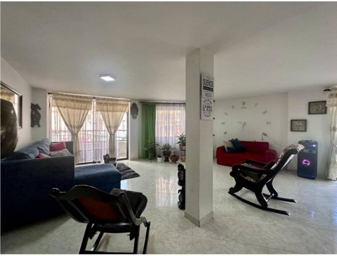 Casa de 4 alcobas en venta en San Diego, Medellín, 116 m² · foto 6 de 14