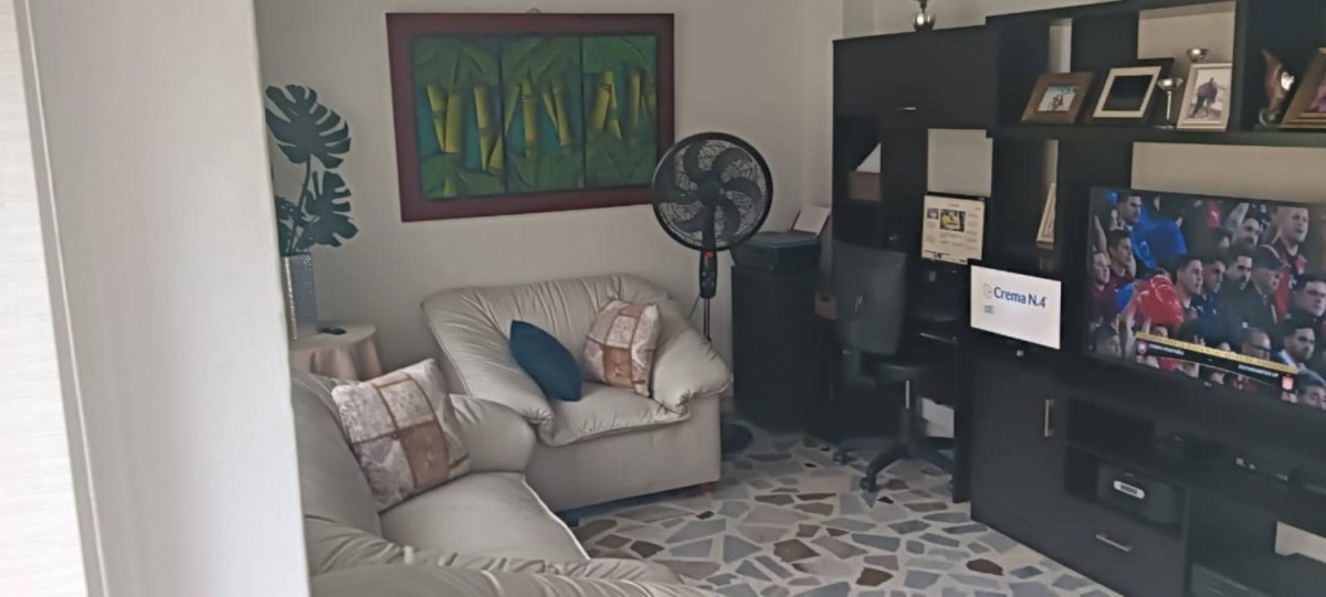 Apartamento en venta en Los Colores, Medellín · foto 17 de 18