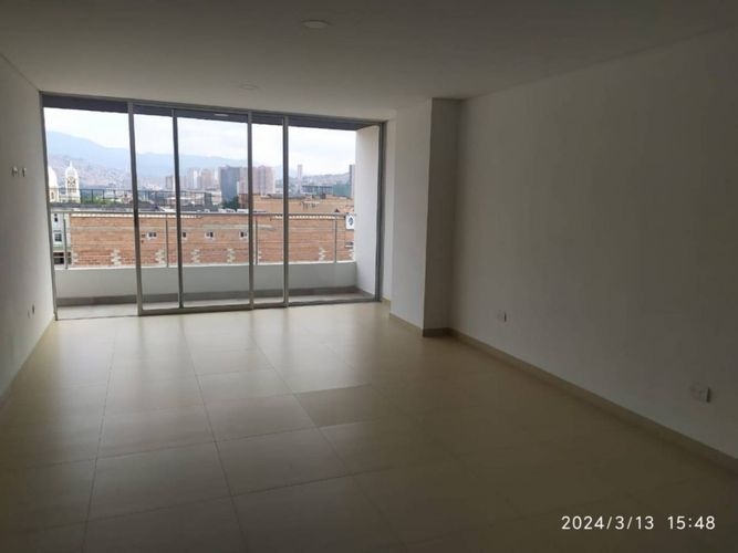 Apartamento de 2 alcobas en venta en Zona Industrial 1, Bello, 83 m² · foto 4 de 18