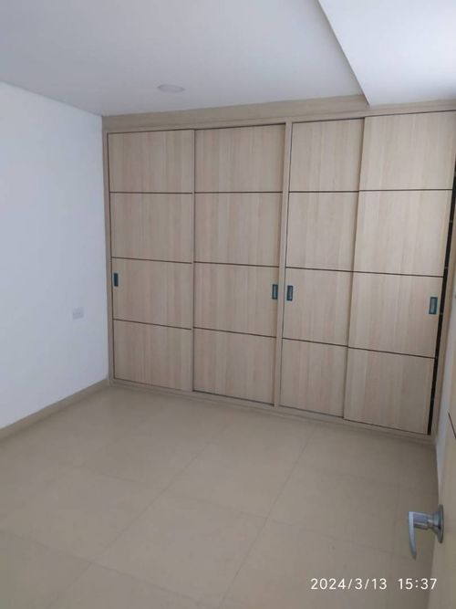 Apartamento de 2 alcobas en venta en Zona Industrial 1, Bello, 83 m² · foto 10 de 18