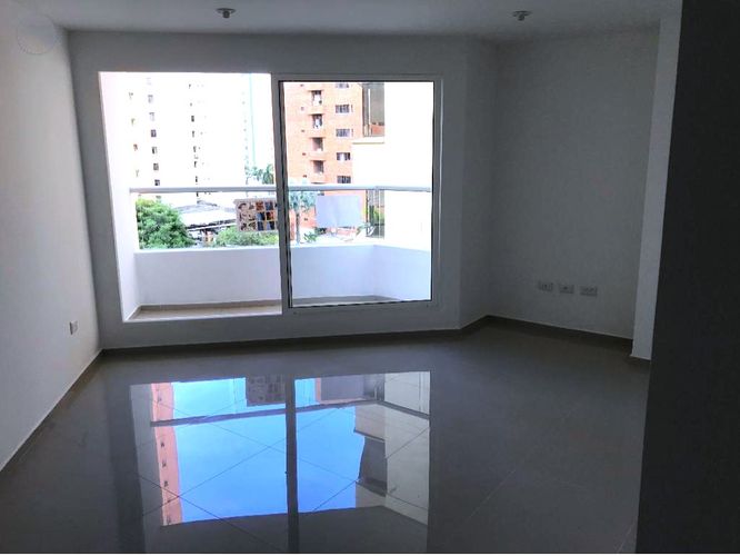 Apartamento de 2 alcobas en venta en Altos Del Prado, Barranquilla, 74 m² · foto 2 de 22