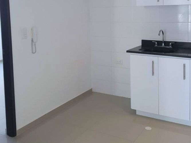 Apartamento de 2 alcobas en venta en Altos Del Prado, Barranquilla, 74 m² · foto 8 de 22