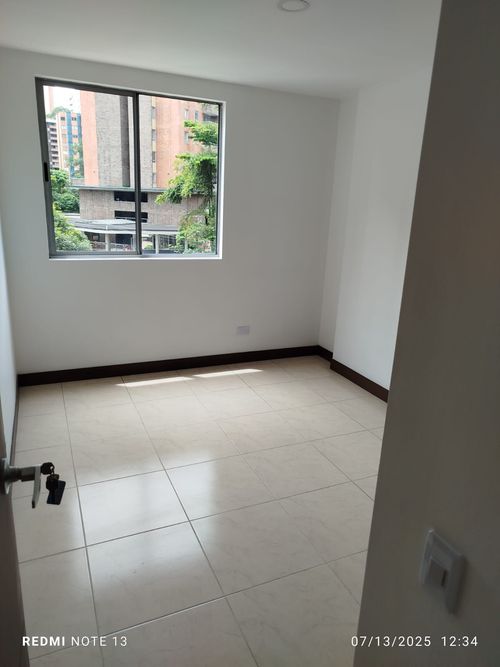 Apartamento de 3 alcobas en venta en Caminos De La Romeria, Sabaneta, 102 m² · foto 11 de 24