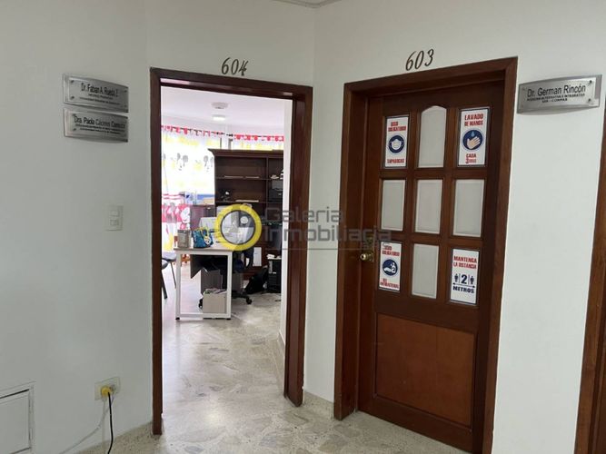 Consultorio en venta en Nuevo Sotomayor, Bucaramanga, 23 m² · foto 11 de 11