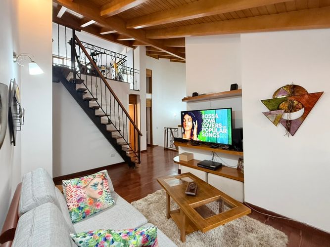 Casa de 4 alcobas en venta en Cedritos, Bogotá, 270 m² · foto 16 de 24