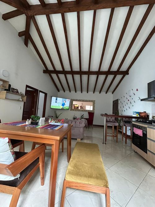Apartamento de 3 alcobas en venta en Centro, Rionegro, 94 m² · foto 3 de 13