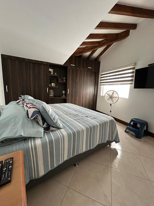 Apartamento de 3 alcobas en venta en Centro, Rionegro, 94 m² · foto 8 de 13