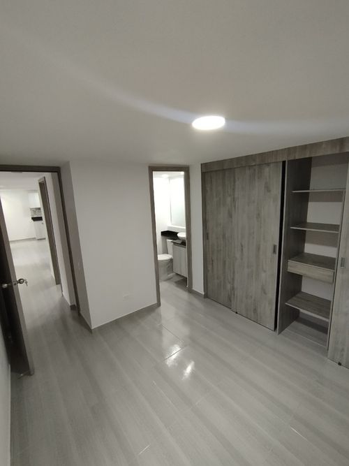 Apartamento de 2 alcobas en venta en Las Lomitas, Sabaneta, 65 m² · foto 11 de 11