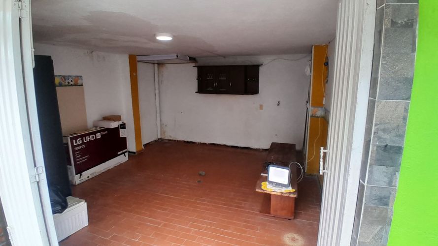 Local en arriendo en Limoncito, Floridablanca, 38 m² · foto 2 de 5