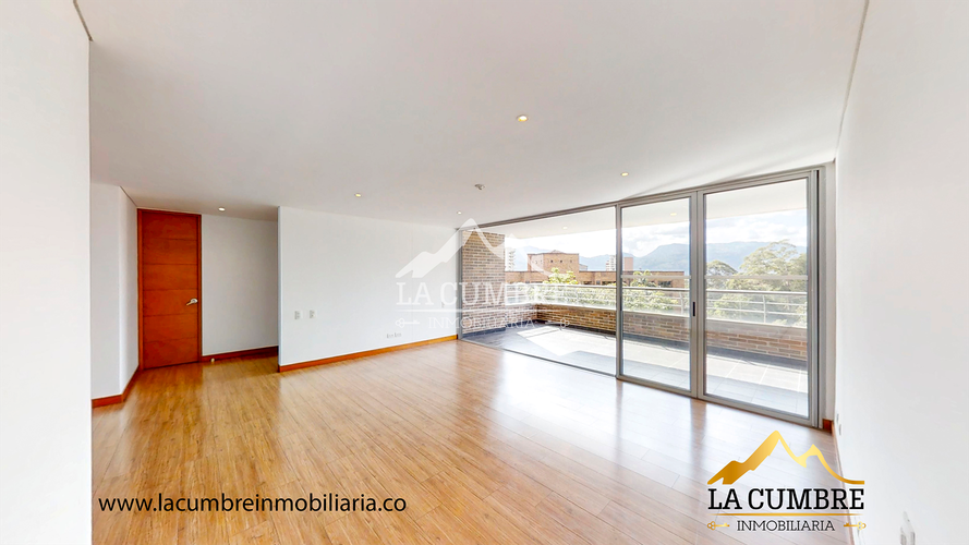 Apartamento de 3 alcobas en arriendo en El Poblado, Medellín, 175 m² · foto 5 de 16