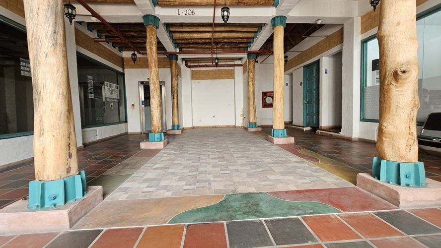 Local en arriendo en Quintas Del Llanito, Girón, 28 m² · foto 2 de 4