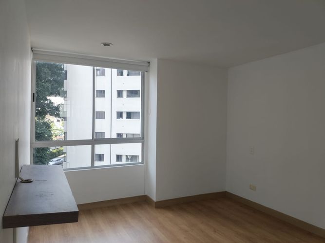 Apartamento de 3 alcobas en arriendo en El Poblado, Medellín, 114 m² · foto 10 de 19