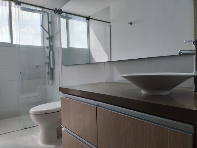 Apartamento de 3 alcobas en arriendo en El Poblado, Medellín, 114 m² · foto 17 de 19