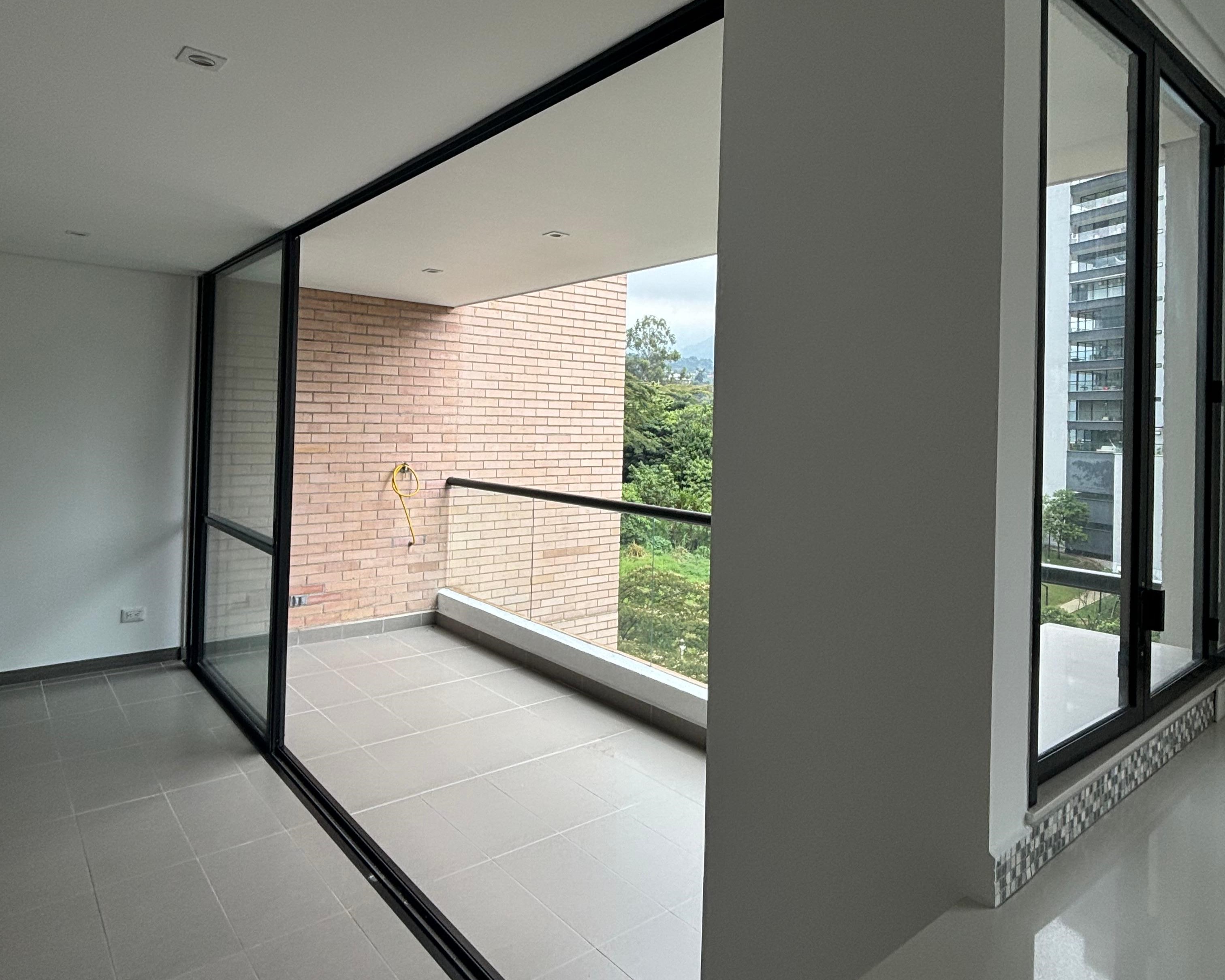 Apartamento en arriendo en La Pradera, Envigado · foto 3 de 10