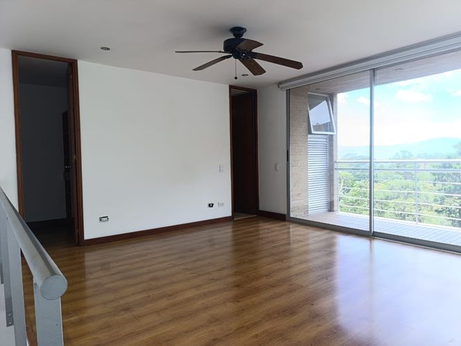 Apartamento en arriendo en El Poblado, Medellín · foto 10 de 13