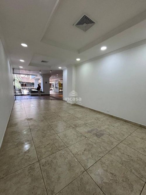 Local en arriendo en Ciudad Jardin, Cali, 40 m² · foto 2 de 6
