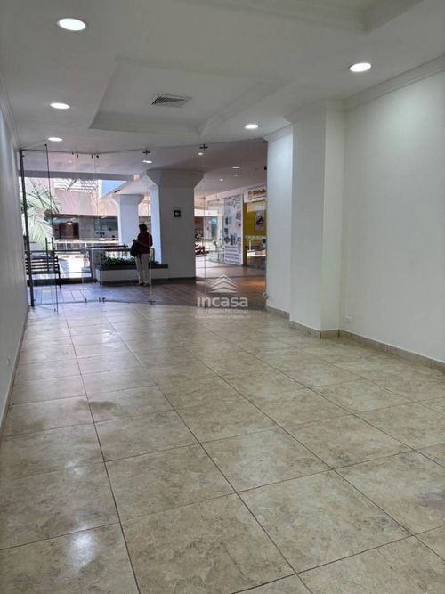Local en arriendo en Ciudad Jardin, Cali, 40 m² · foto 3 de 6