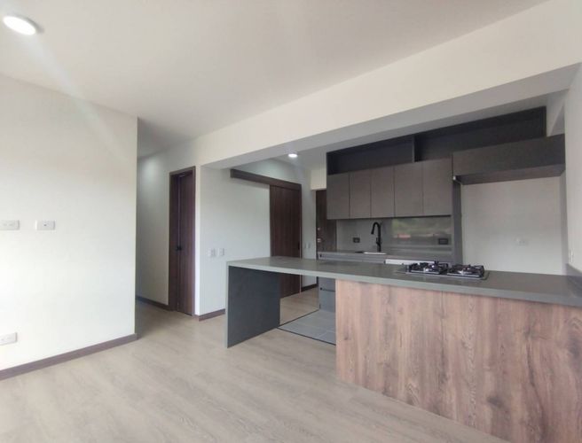 Apartamento de 3 alcobas en venta en Pantanillo, El Retiro, 62 m² · foto 2 de 18