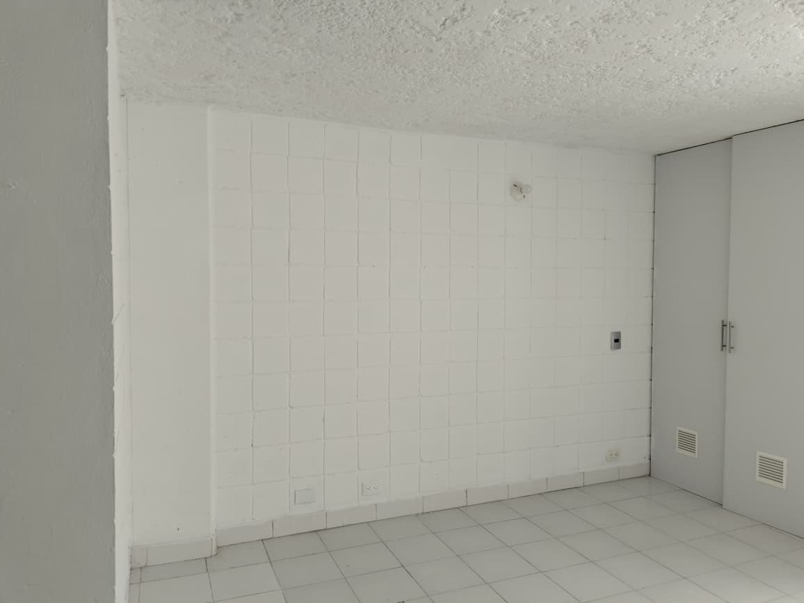 Apartamento en venta en El Poblado, Medellín · foto 9 de 16