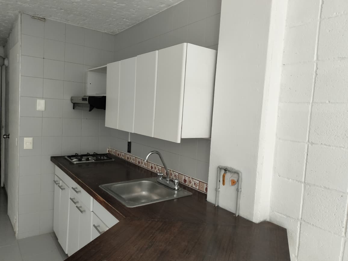 Apartamento en venta en El Poblado, Medellín · foto 4 de 16