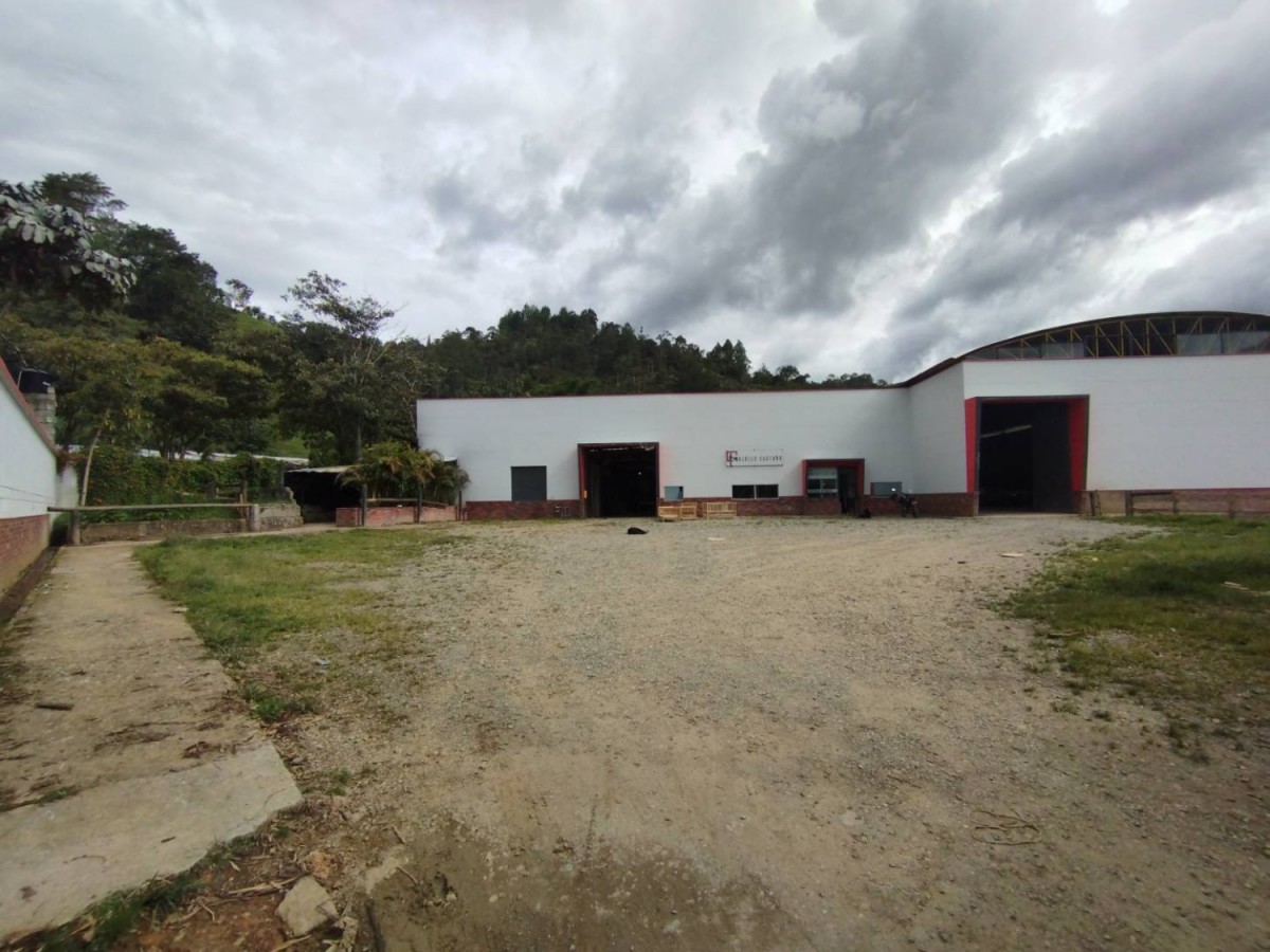 Land in Pantanillo (3360 m²) for Sale