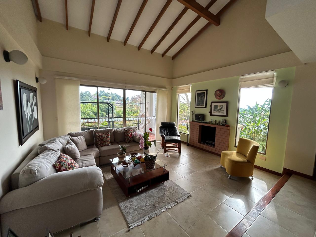 Casa en venta en Tribunas Corcega, Pereira · foto 5 de 24