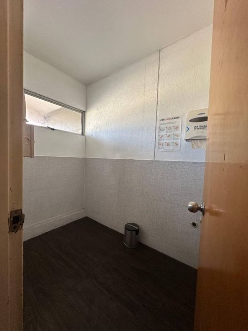 Bodega en arriendo en Las Lomitas, Sabaneta, 620 m² · foto 9 de 24
