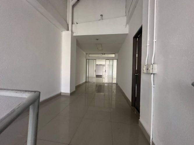 Bodega en arriendo en Las Lomitas, Sabaneta, 620 m² · foto 11 de 24
