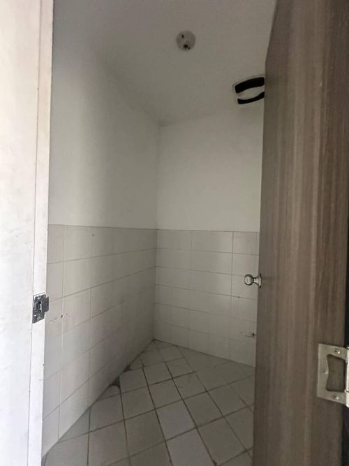 Bodega en arriendo en Las Lomitas, Sabaneta, 620 m² · foto 21 de 24