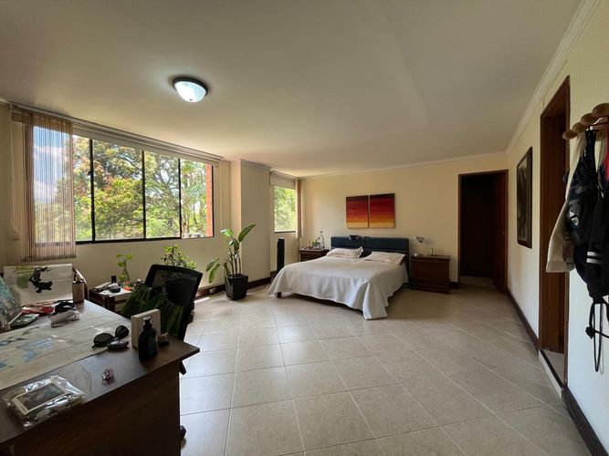 Apartamento de 3 alcobas en venta en El Poblado, Medellín, 170 m² · foto 16 de 19