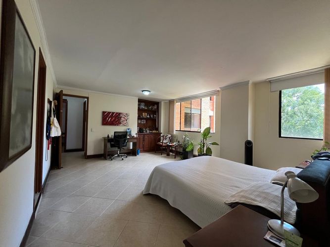 Apartamento de 3 alcobas en venta en El Poblado, Medellín, 170 m² · foto 12 de 19