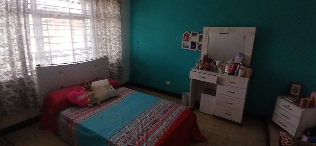 Casa de 8 alcobas en venta en Colseguros Andes, Cali, 244 m² · foto 17 de 24