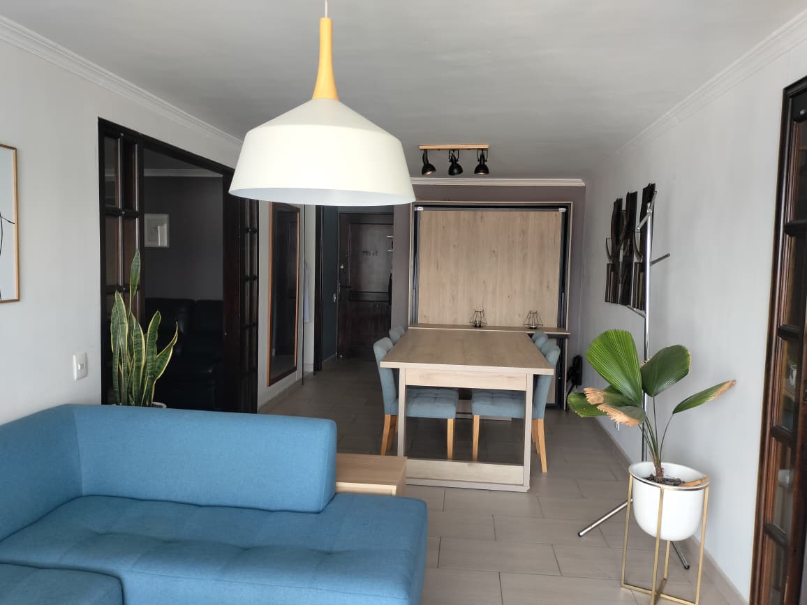 Apartamento en venta en El Poblado, Medellín · foto 3 de 17