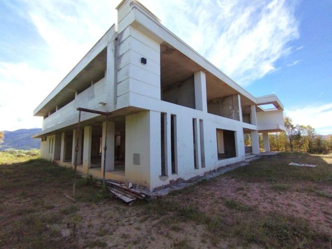 Casa de 5 alcobas en venta en Puente Pelaez, El Retiro, 736 m² · foto 4 de 24